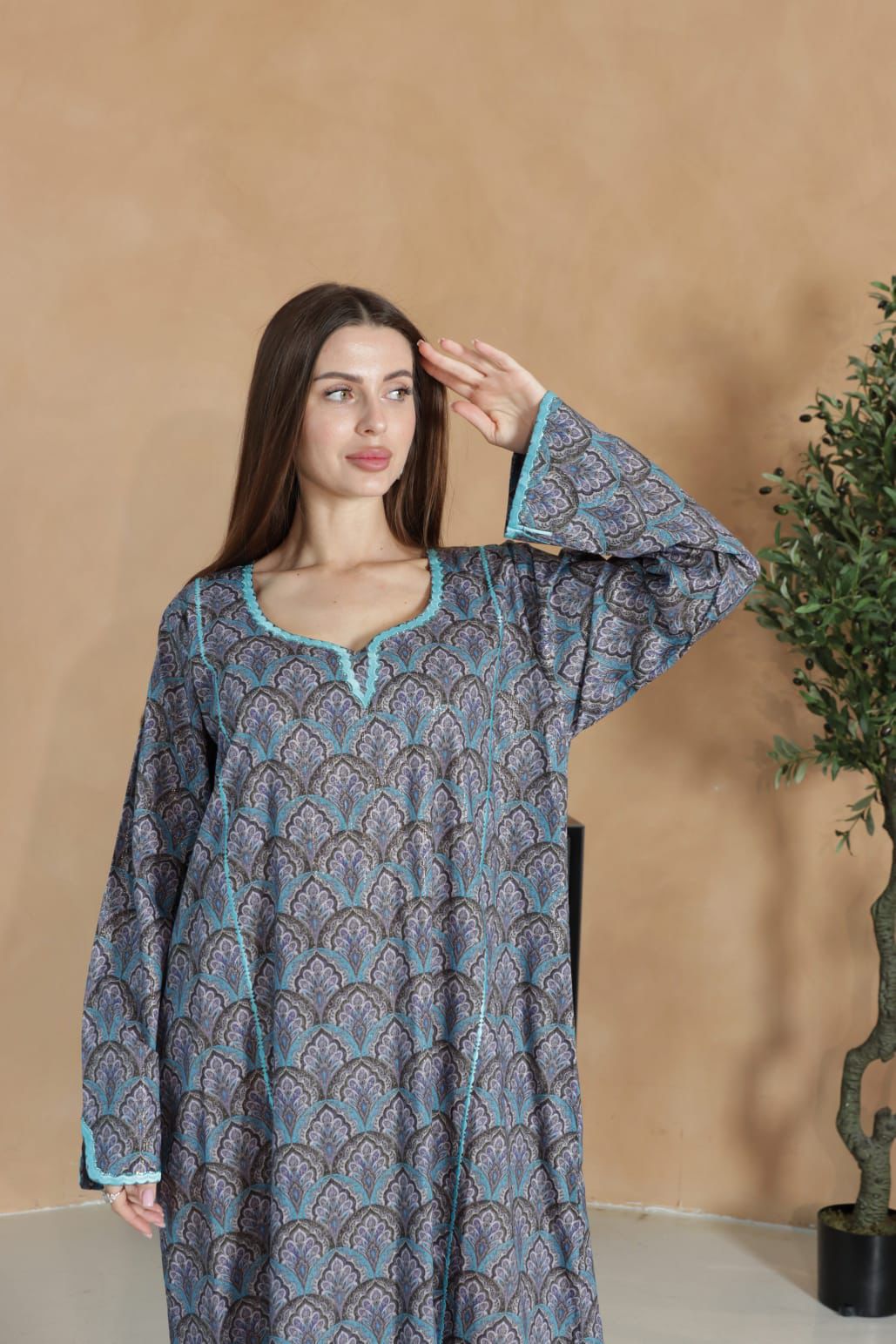 Blue Zari Glow Jalabiya