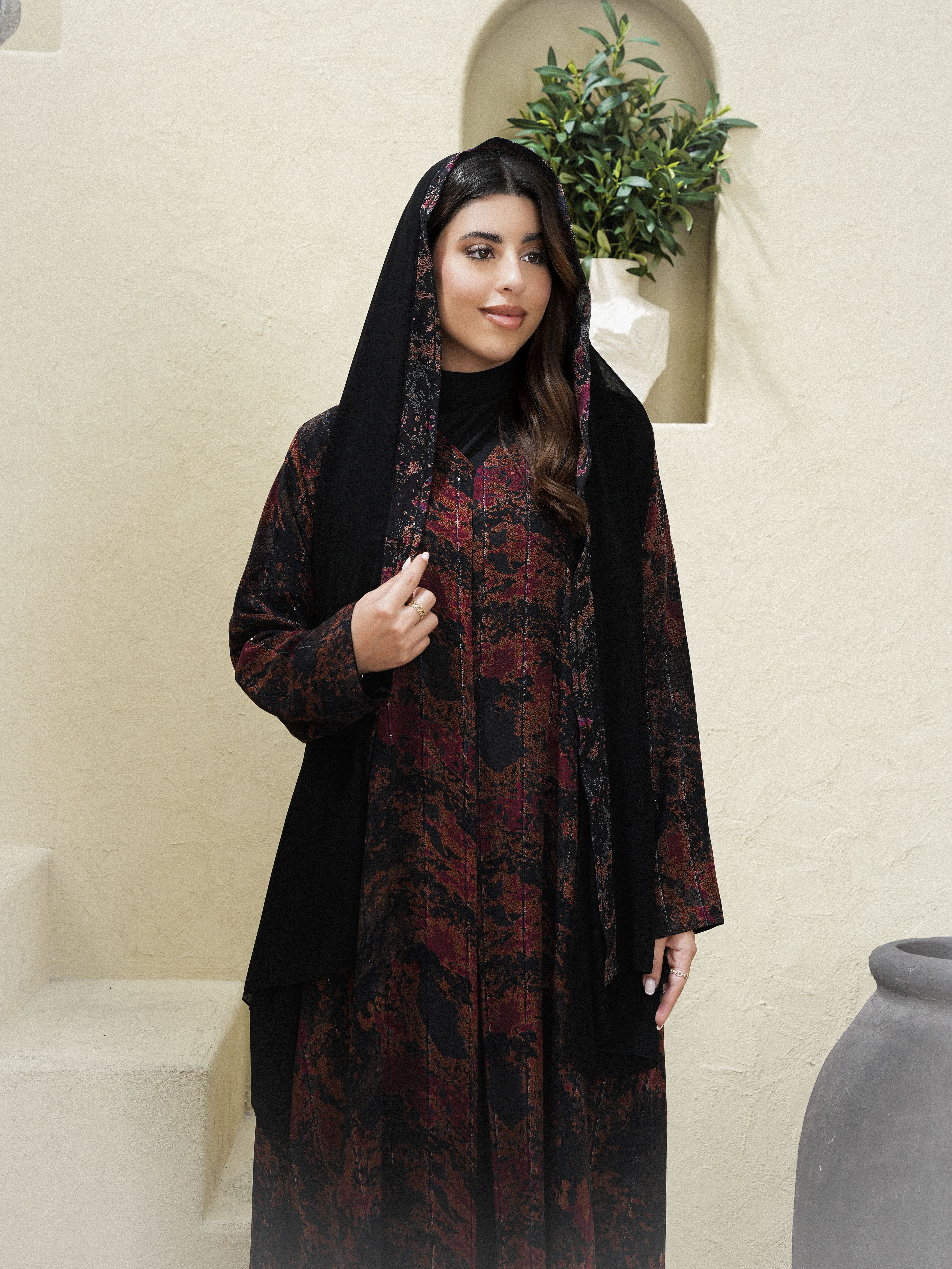 Abaya “Crimson Glow”