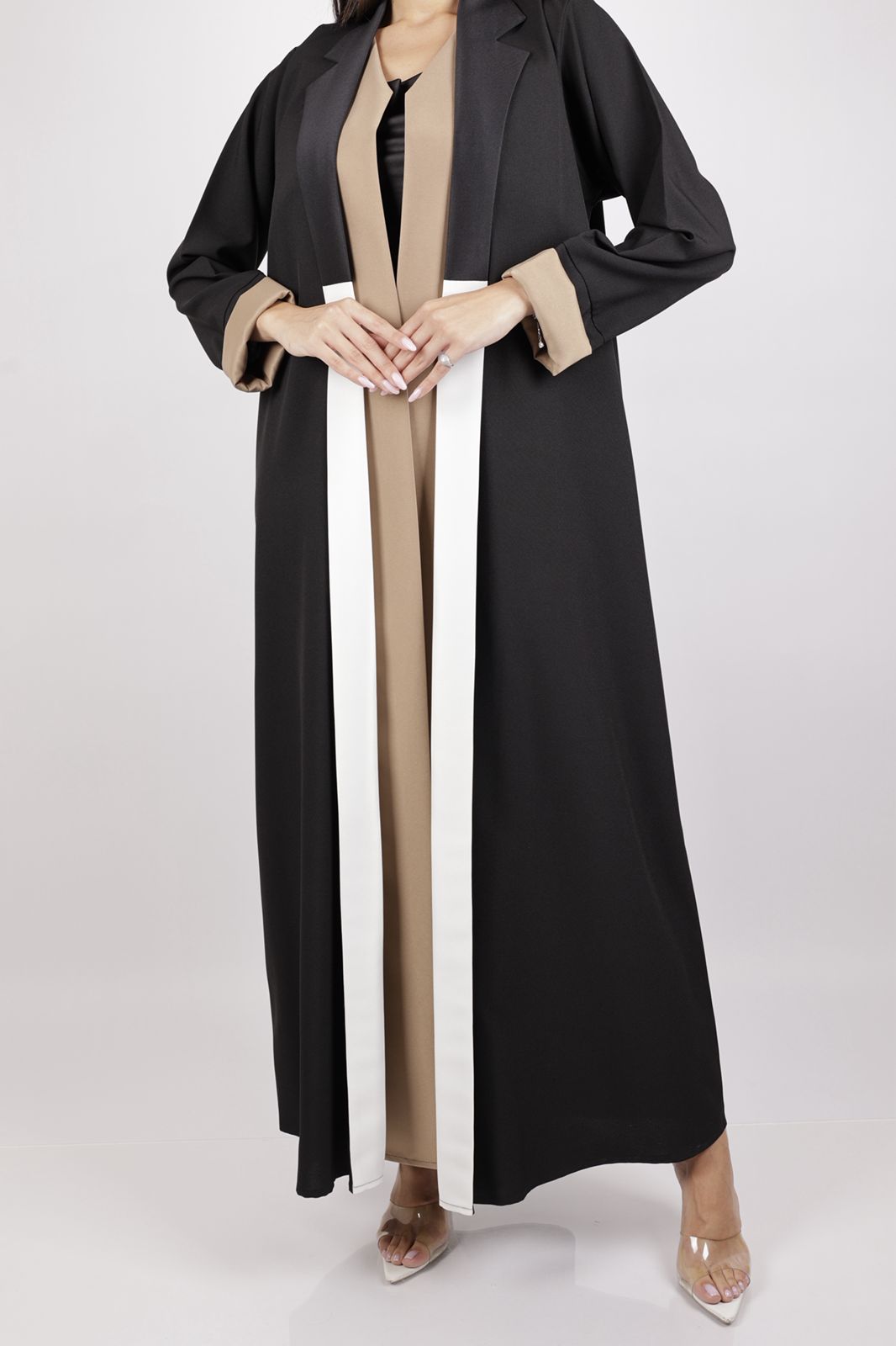 Noir Elegance Abaya