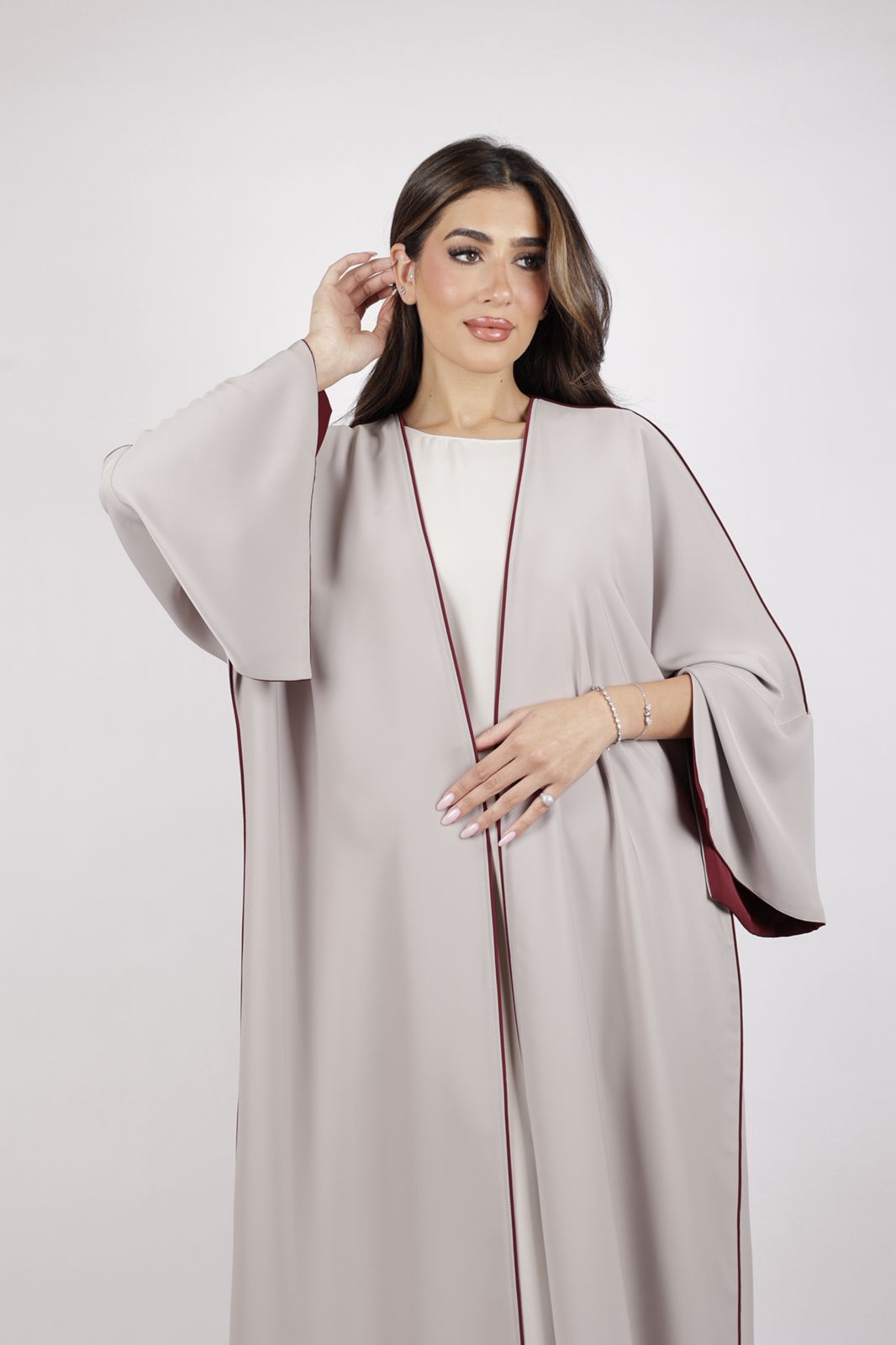 Nude Elegance Bisht Abaya